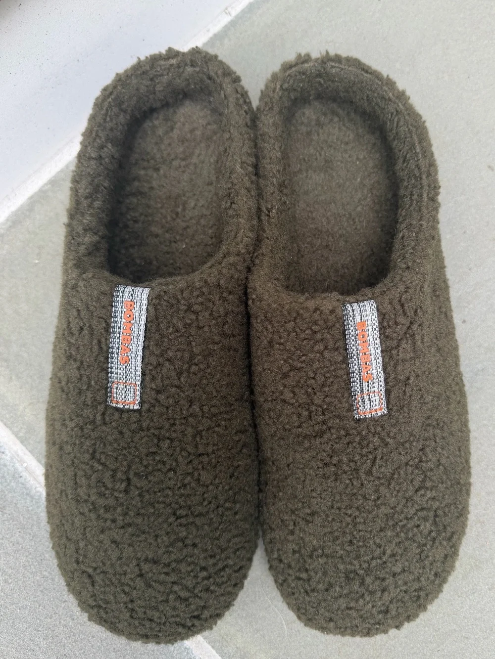 BOMBAS Sunday Slippers Men’s Olive Green Sherpa Fleece Mule House Shoes 13